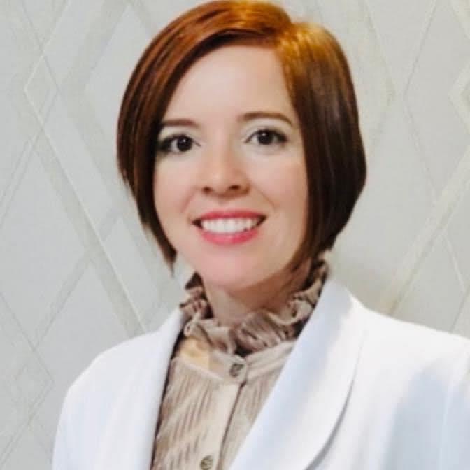 Ana Cláudia de Andrade Ana Cláudia de Andrade