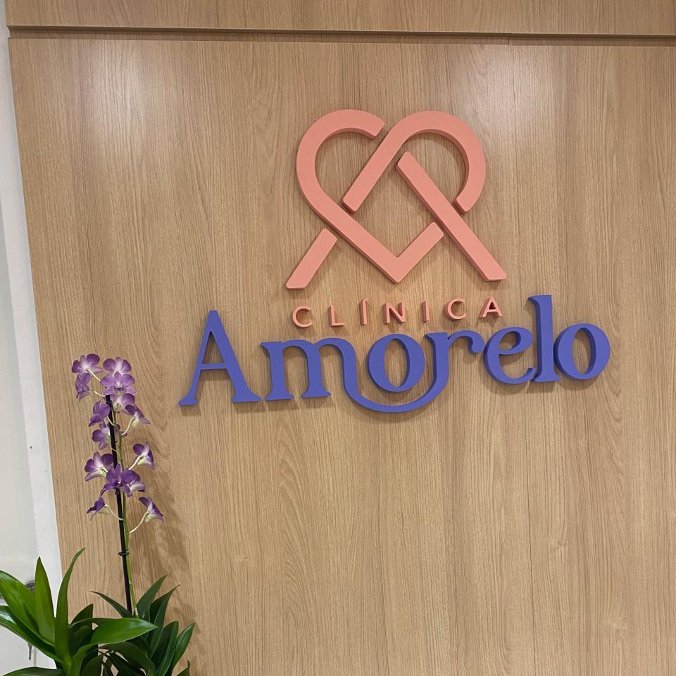 Cl�nica Amorelo