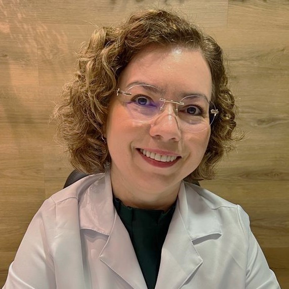 Roberta Colares Tavares Roberta Colares Tavares